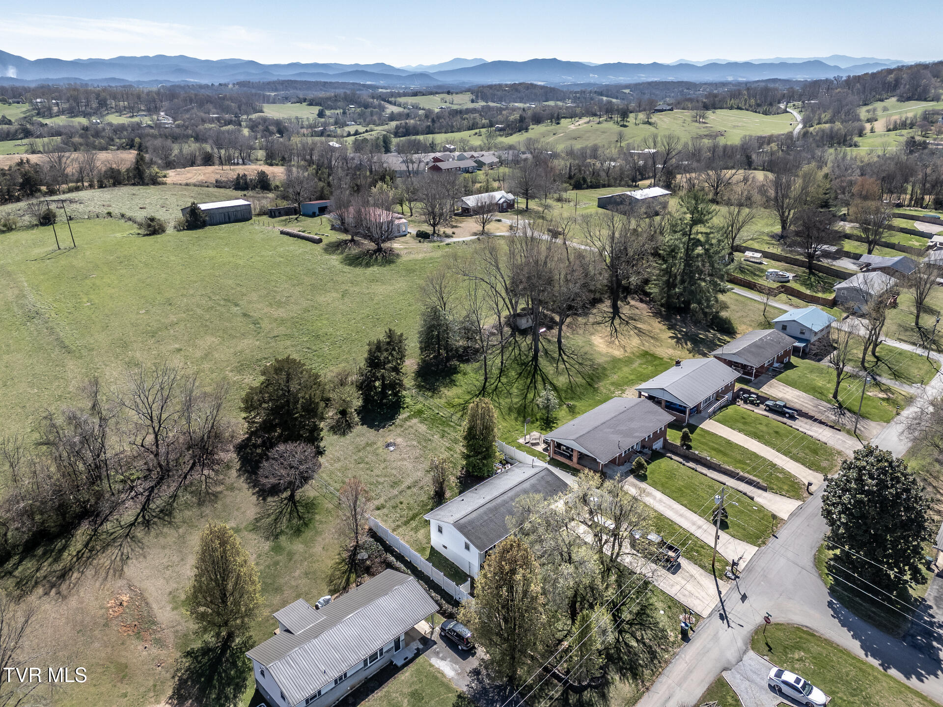 331 Paul Street Greeneville, TN 37743 - Photo 45 of 51 331PaulG__052