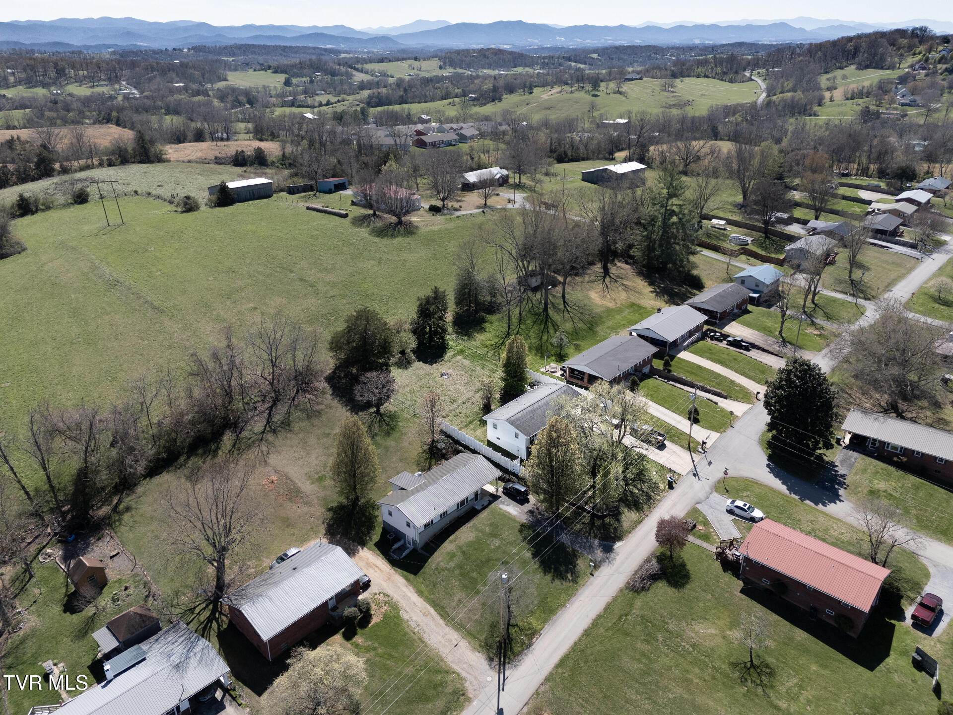 331 Paul Street Greeneville, TN 37743 - Photo 49 of 51 331PaulG__058