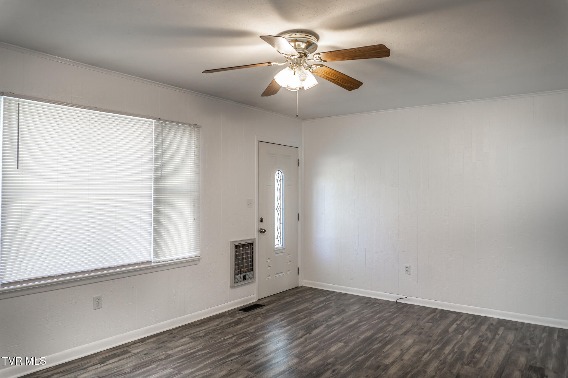 331 Paul Street Greeneville, TN 37743 - Photo 5 of 51 331PaulG__002