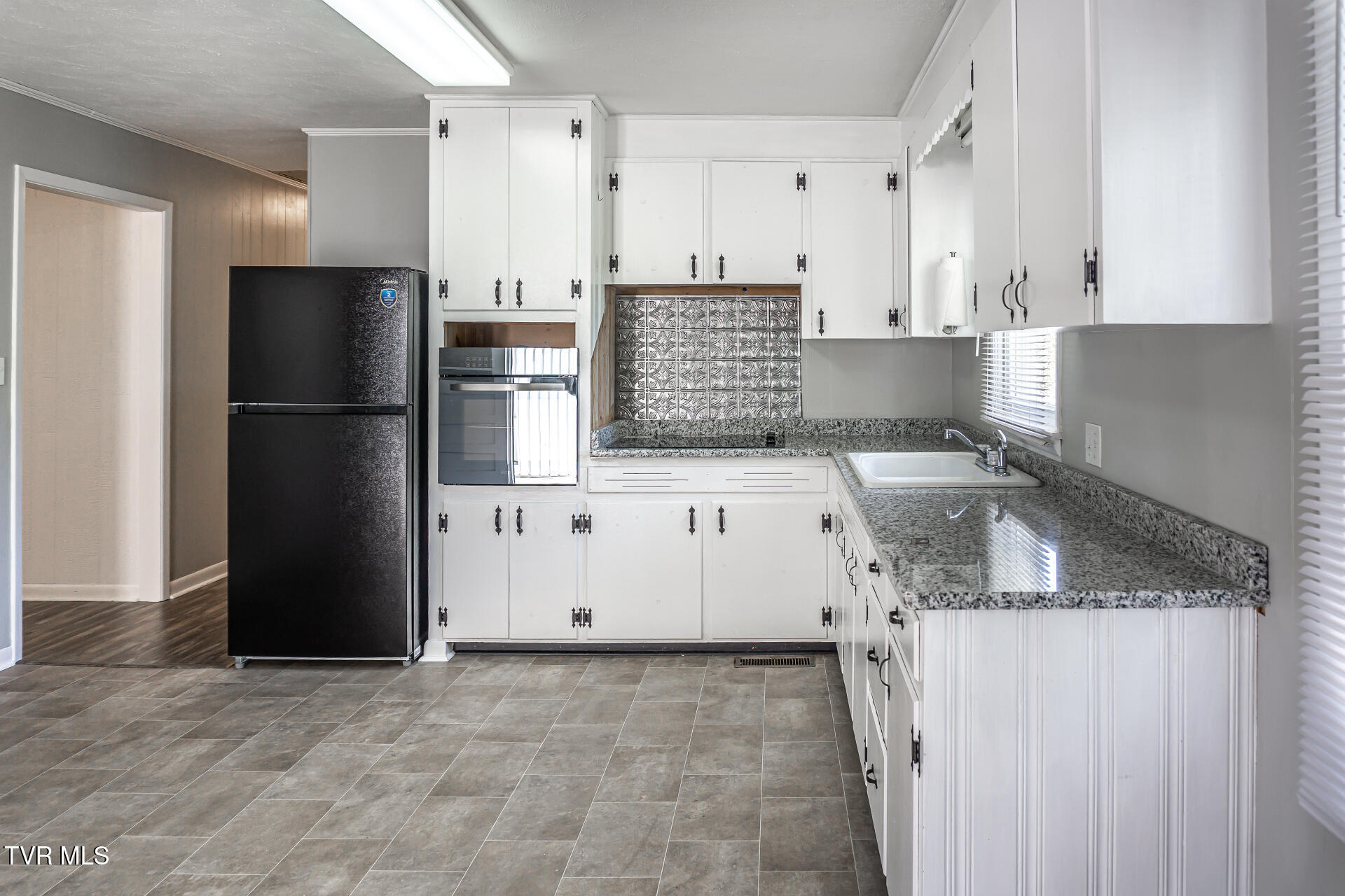 331 Paul Street Greeneville, TN 37743 - Photo 9 of 51 331PaulG__007