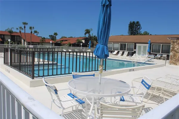 $185,000 | 5400 34th Street West, Unit D2, Bradenton, FL 34210