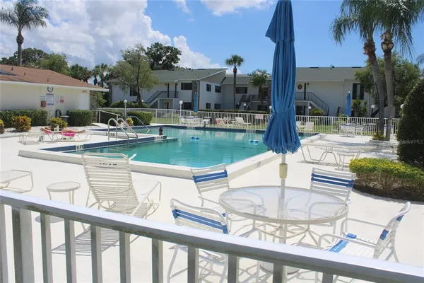 $185,000 | 5400 34th Street West, Unit D2, Bradenton, FL 34210