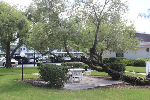 $185,000 | 5400 34th Street West, Unit D2, Bradenton, FL 34210