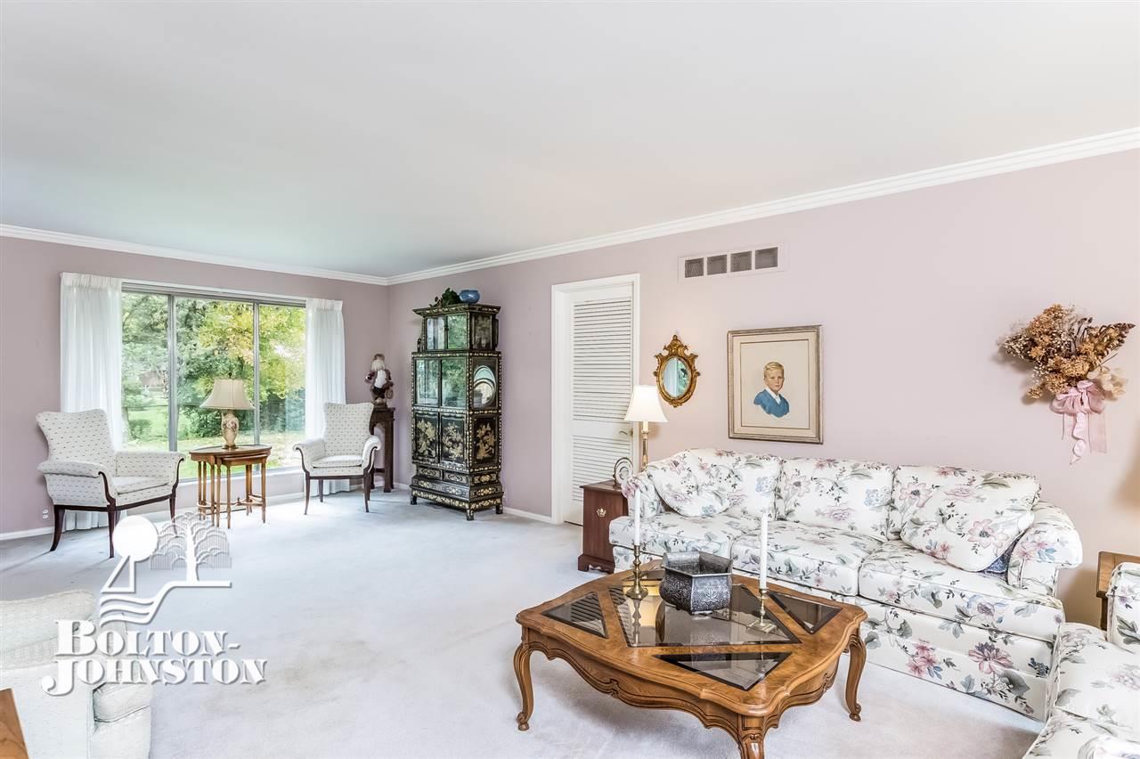 411 Barclay Road Grosse Pointe Farms, MI 48236 - Photo 5 of 46