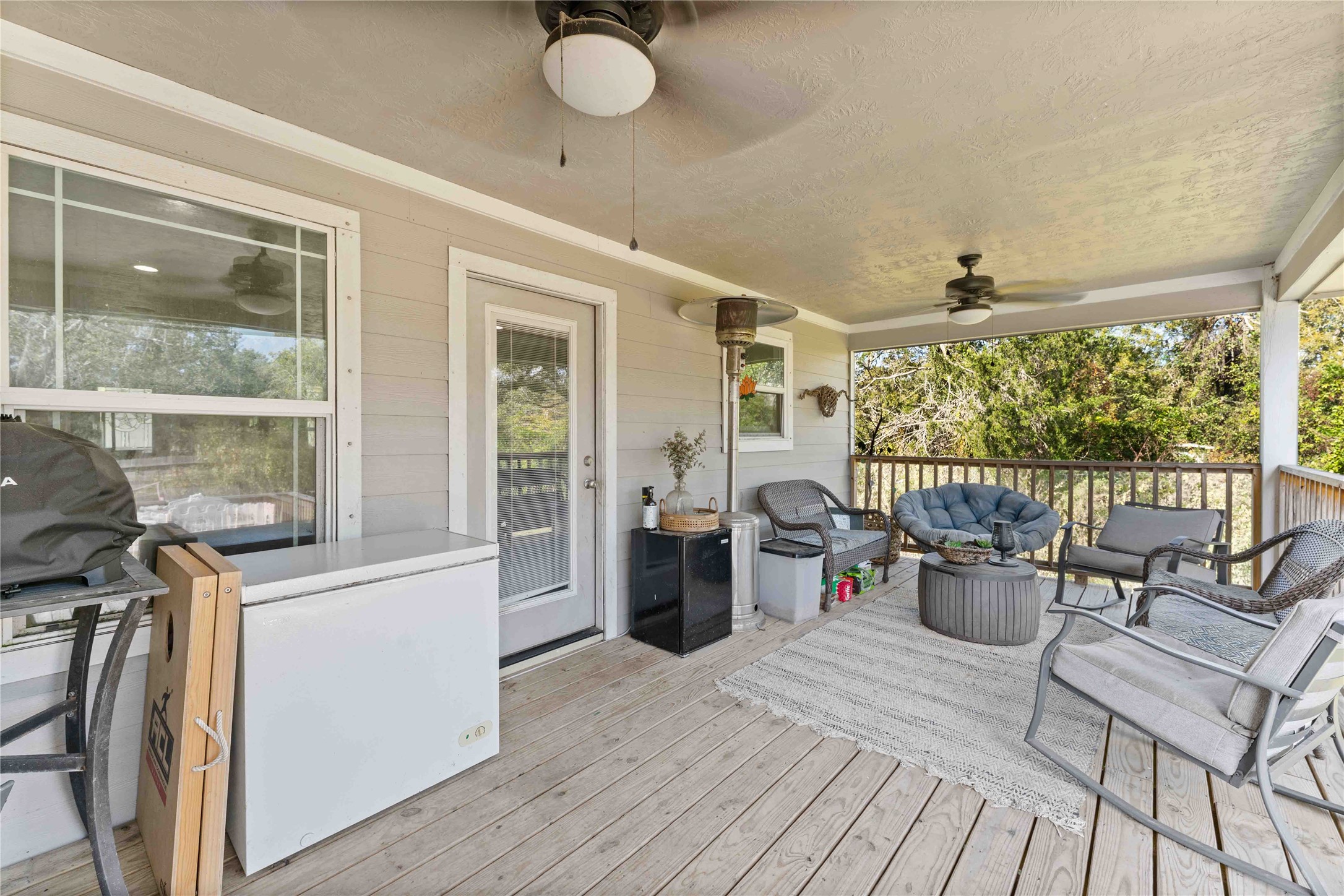 2615 Commerce Street Liverpool, TX 77577 - Photo 19 of 23 a living room with furniture and a large window