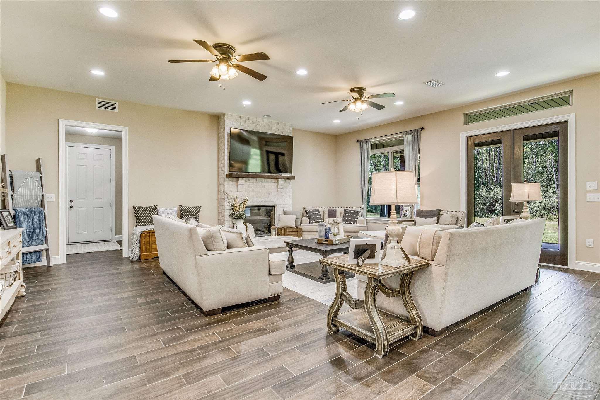 1615 Annie Penton Road Jay, FL 32565 - Photo 15 of 48 Gallery Image 15