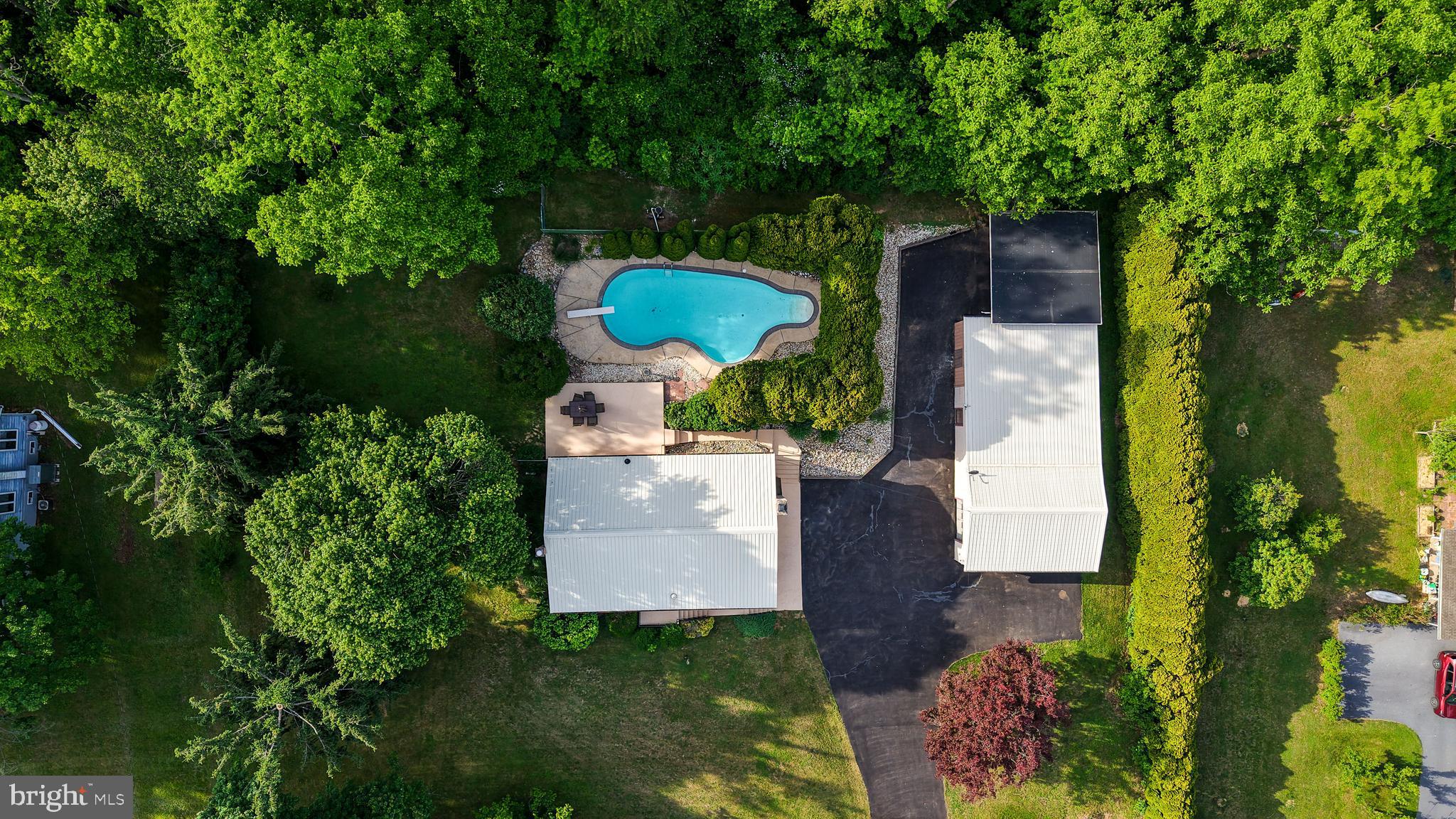 669 Summer Mountain Road Bernville, PA 19506 - Photo 10 of 48