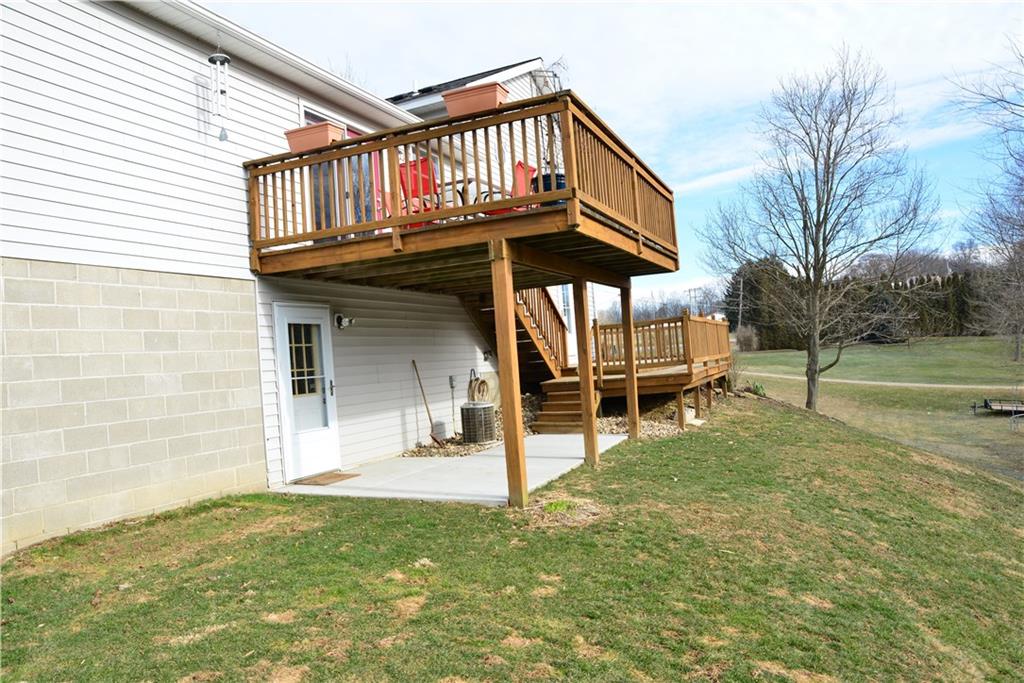 902 Bonniebrook Road Butler, PA 16002 - Photo 2 of 25