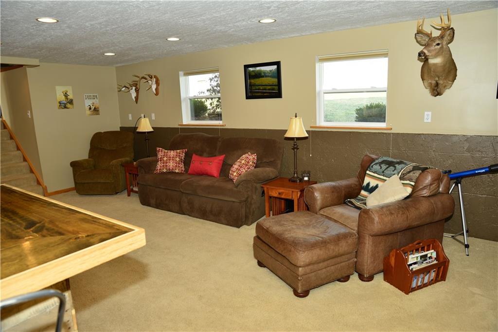 902 Bonniebrook Road Butler, PA 16002 - Photo 11 of 25