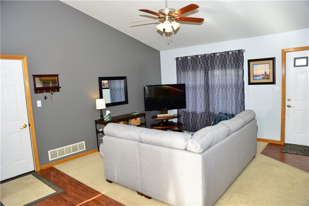 902 Bonniebrook Road Butler, PA 16002 - Photo 5 of 25