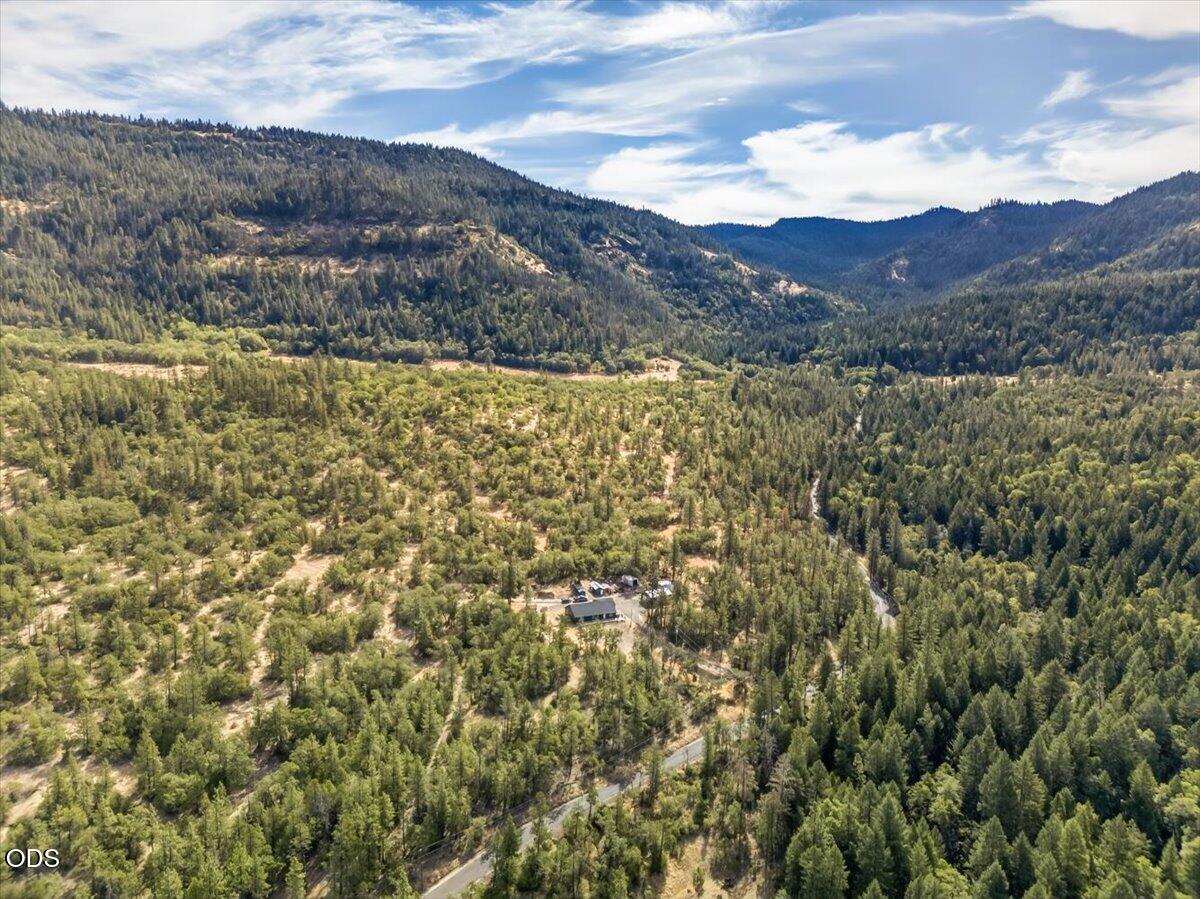 13021 East Antelope Road Eagle Point, OR 97524 - Photo 31 of 47 Gallery Image 31