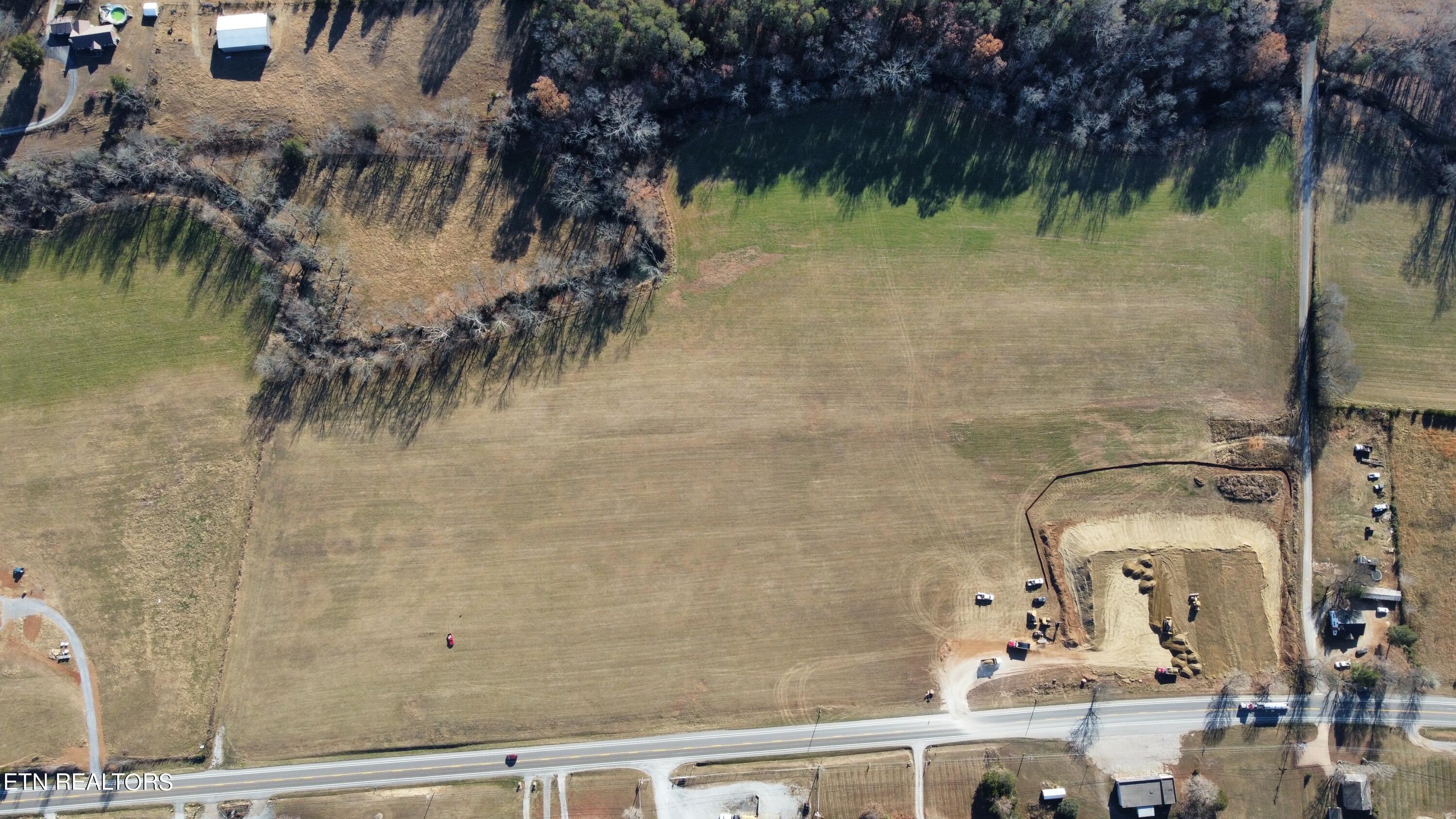 2 Rutledge Pike Blaine, TN 37709 - Photo 13 of 14 dji_fly_20231116_094026_337_170014599714