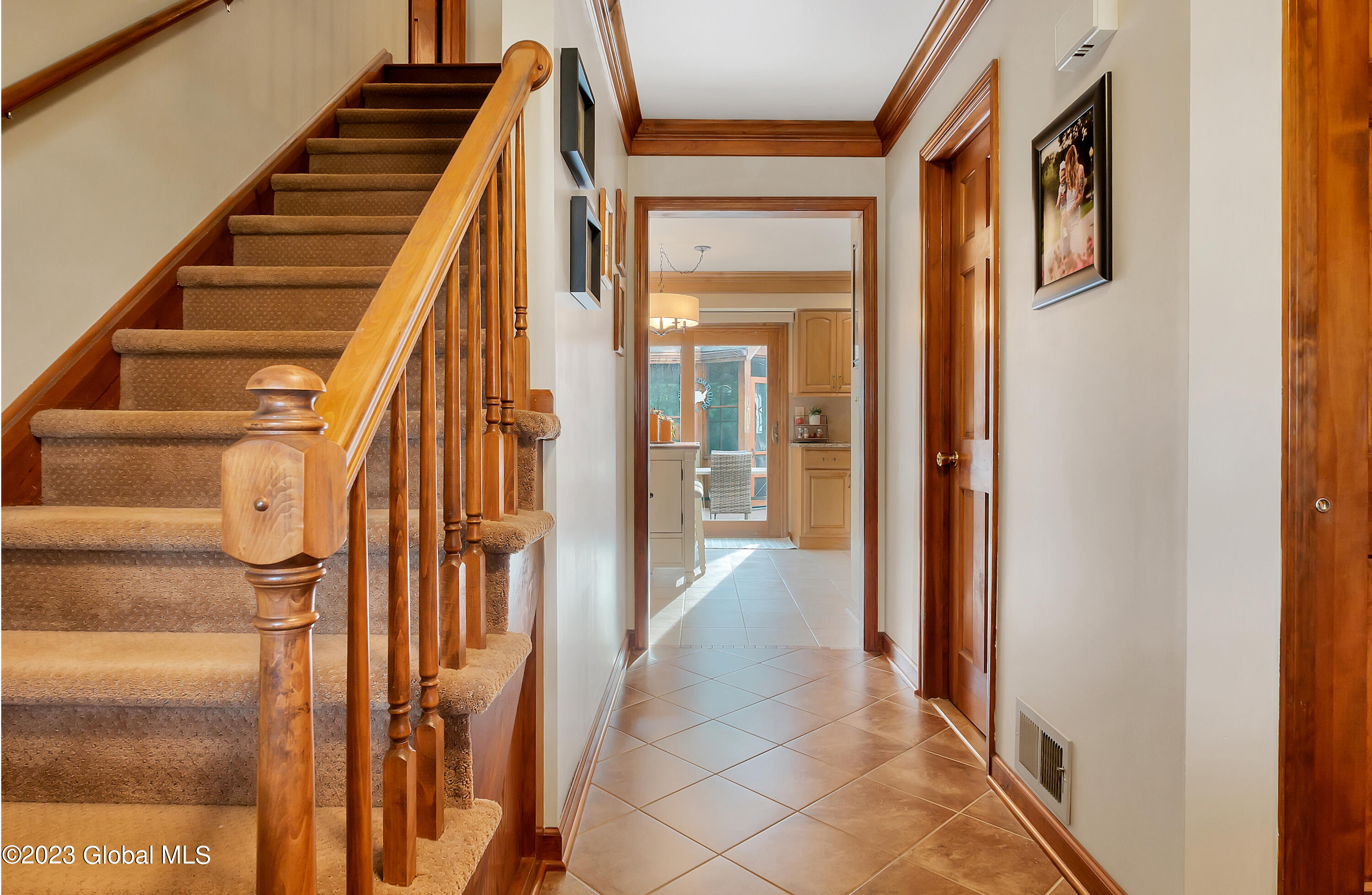 8 Carriage Road Rensselaer, NY 12144 - Photo 4 of 56 P1530703