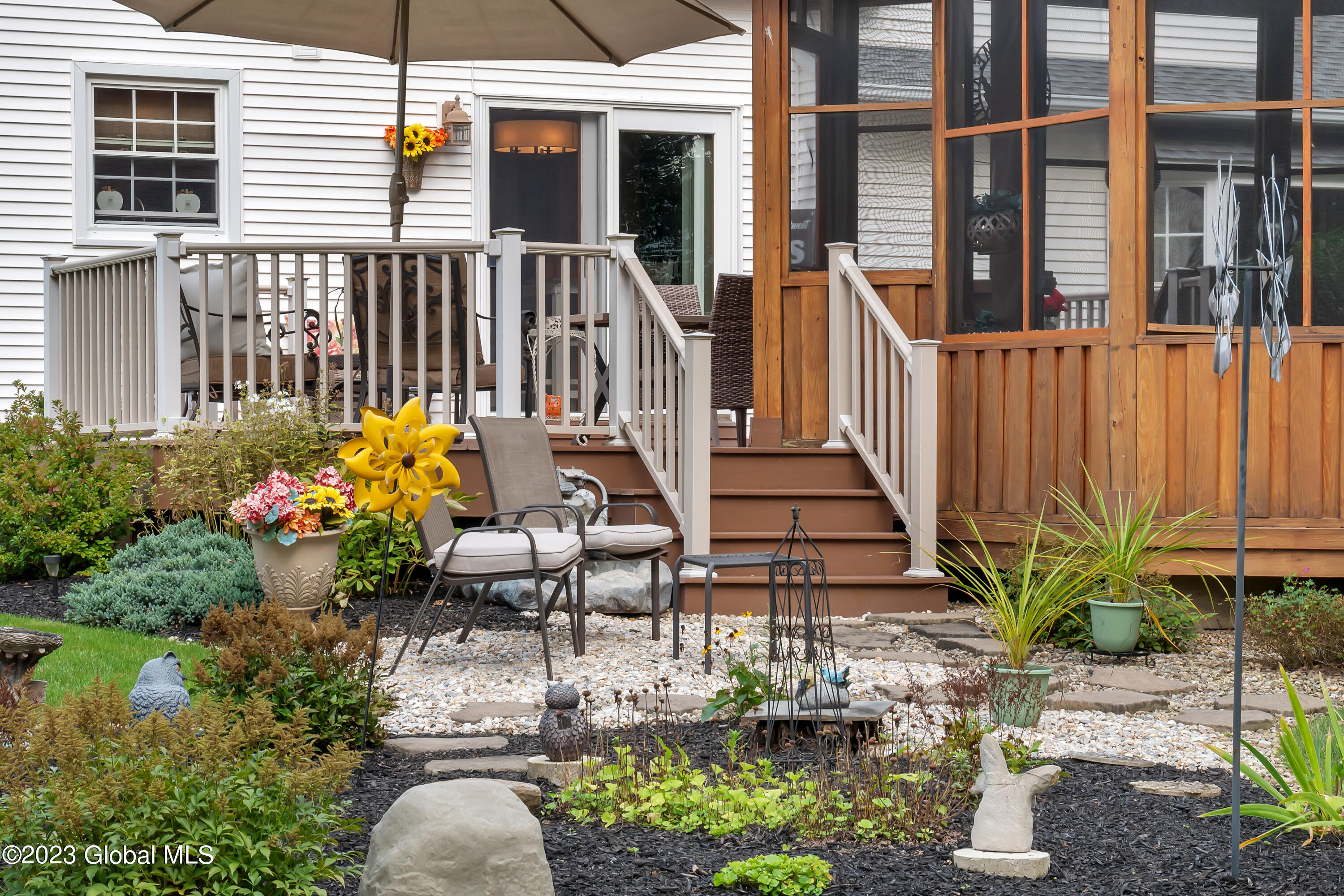 8 Carriage Road Rensselaer, NY 12144 - Photo 47 of 56 P1530611
