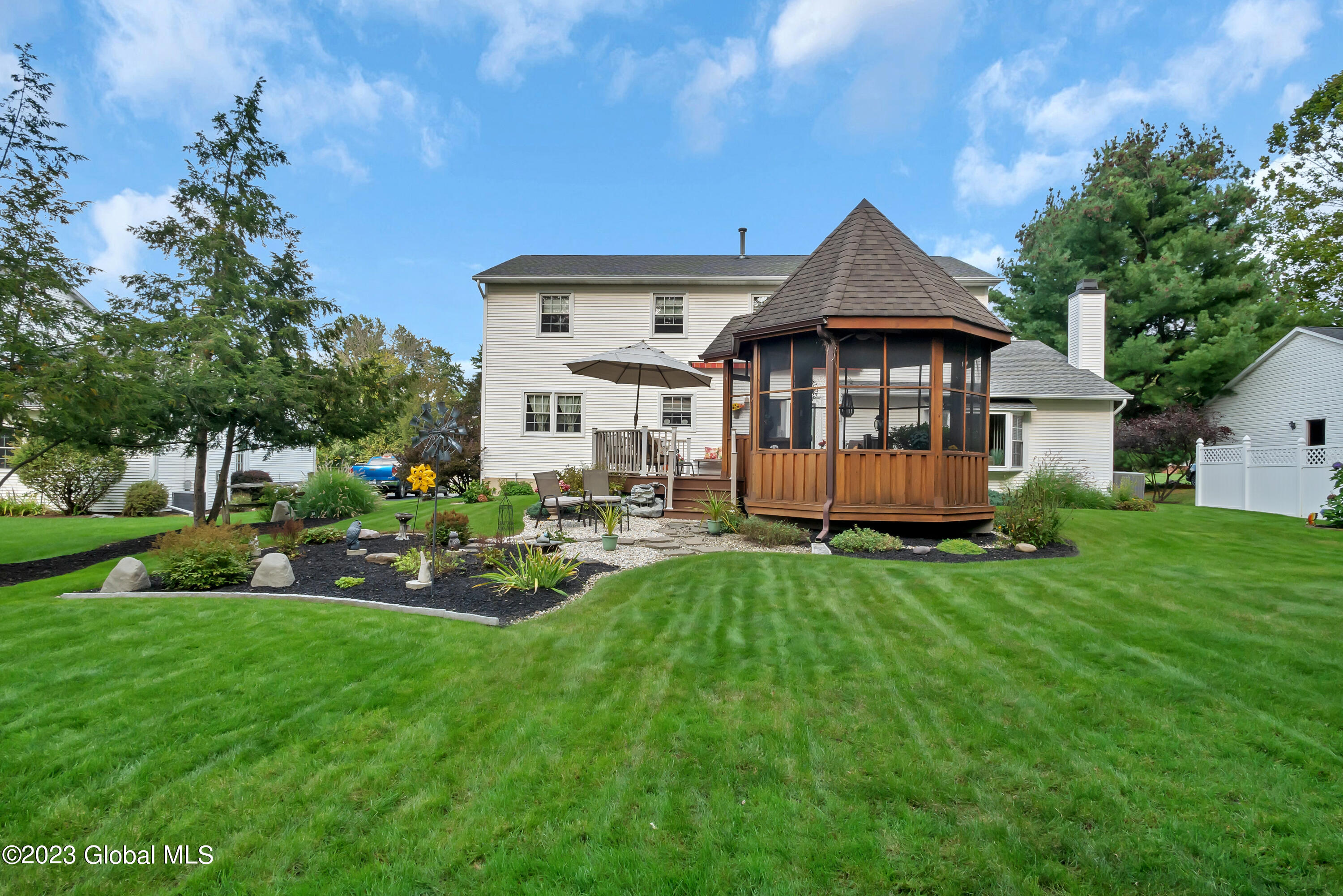 8 Carriage Road Rensselaer, NY 12144 - Photo 52 of 56 P1530601