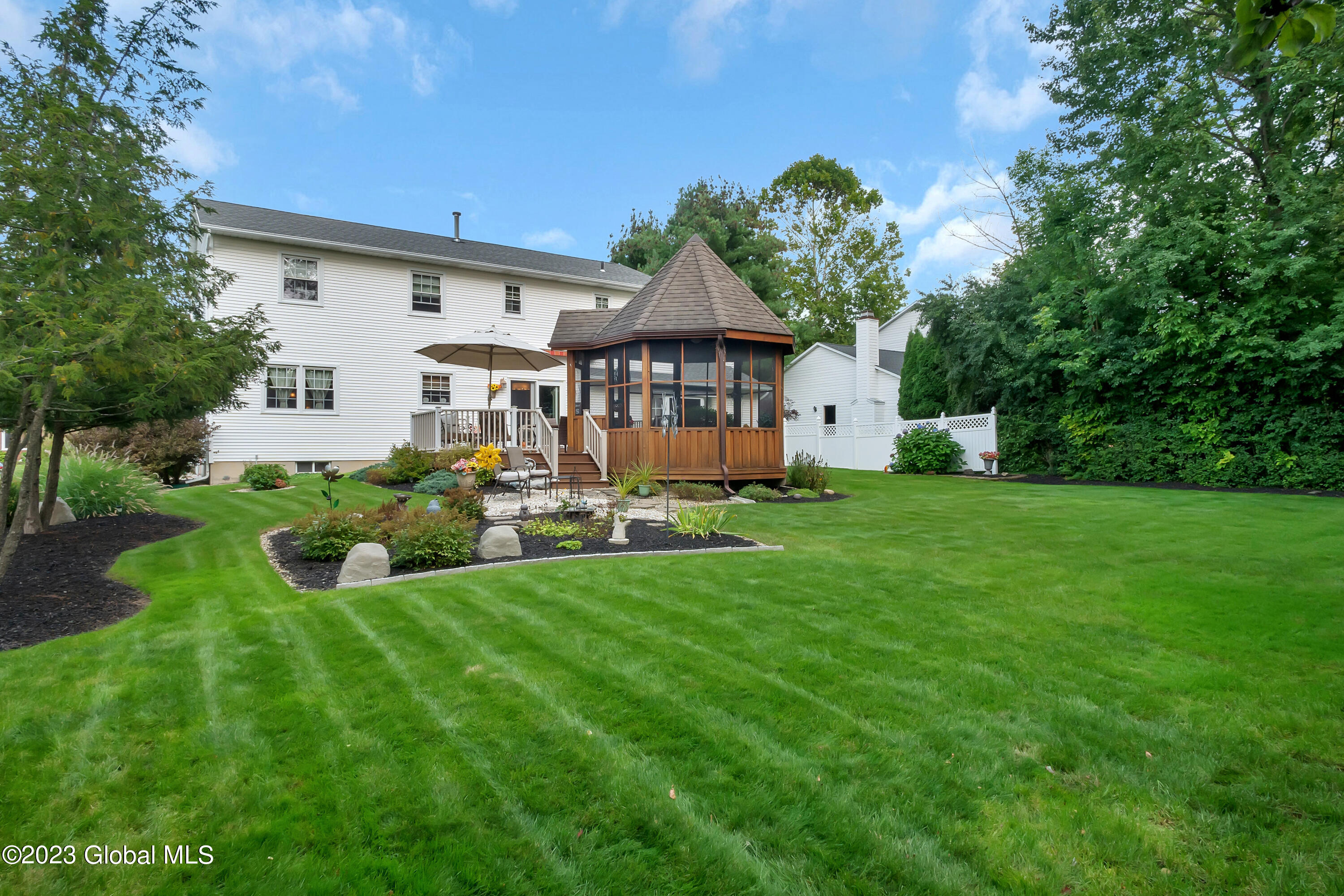 8 Carriage Road Rensselaer, NY 12144 - Photo 53 of 56 P1530606