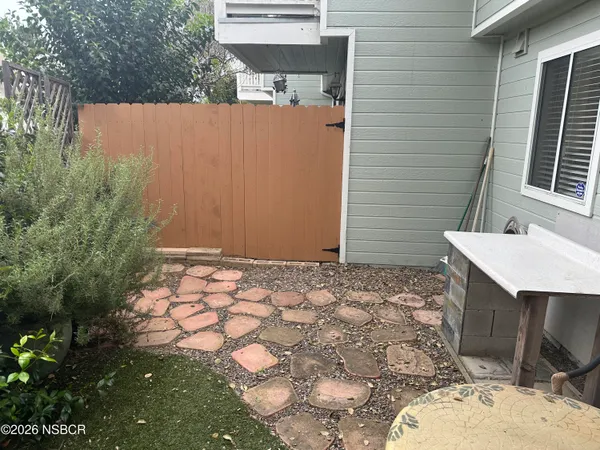 $2,950 | 627 Central Avenue, Unit C, Buellton, CA 93427