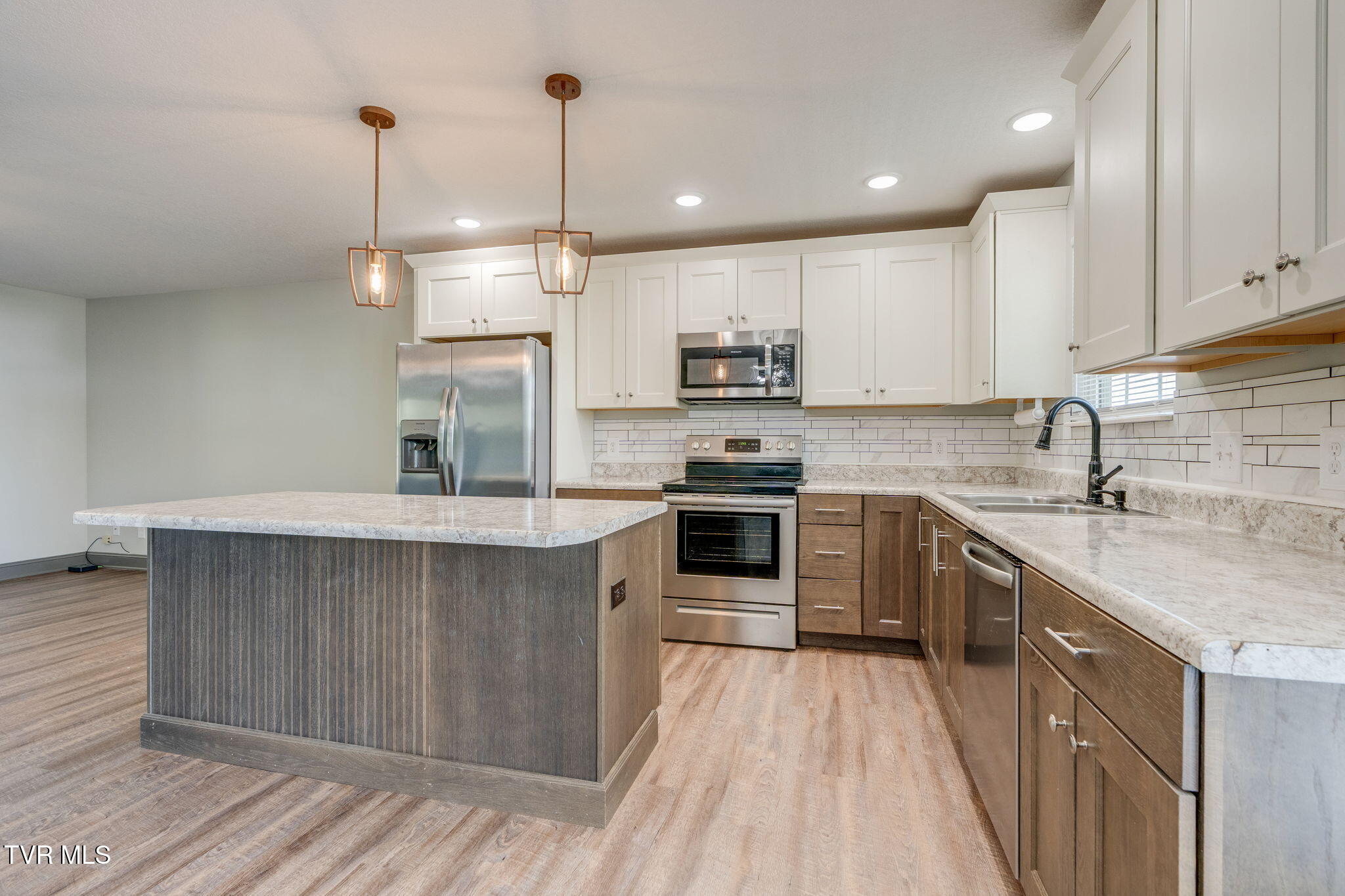 225 Pleasant Ridge Lane Bean Station, TN 37708 - Photo 9 of 44 009