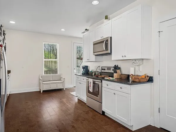 $2,499 | 221 Hillcrest Drive, Madison, TN 37115