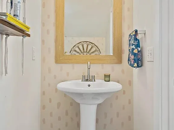 $2,800 | 221 Hillcrest Drive, Madison, TN 37115