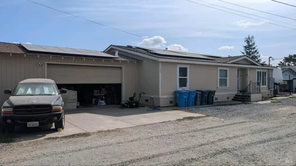 $599,950 | 105 Church Lane, Cloverdale, CA 95425