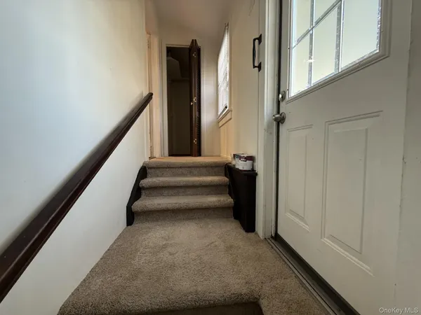 $4,000 | 143 East Avenue, Hicksville, NY 11801