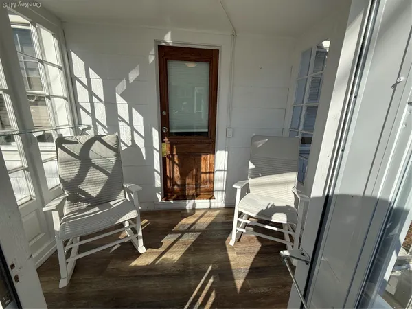 $4,000 | 143 East Avenue, Hicksville, NY 11801