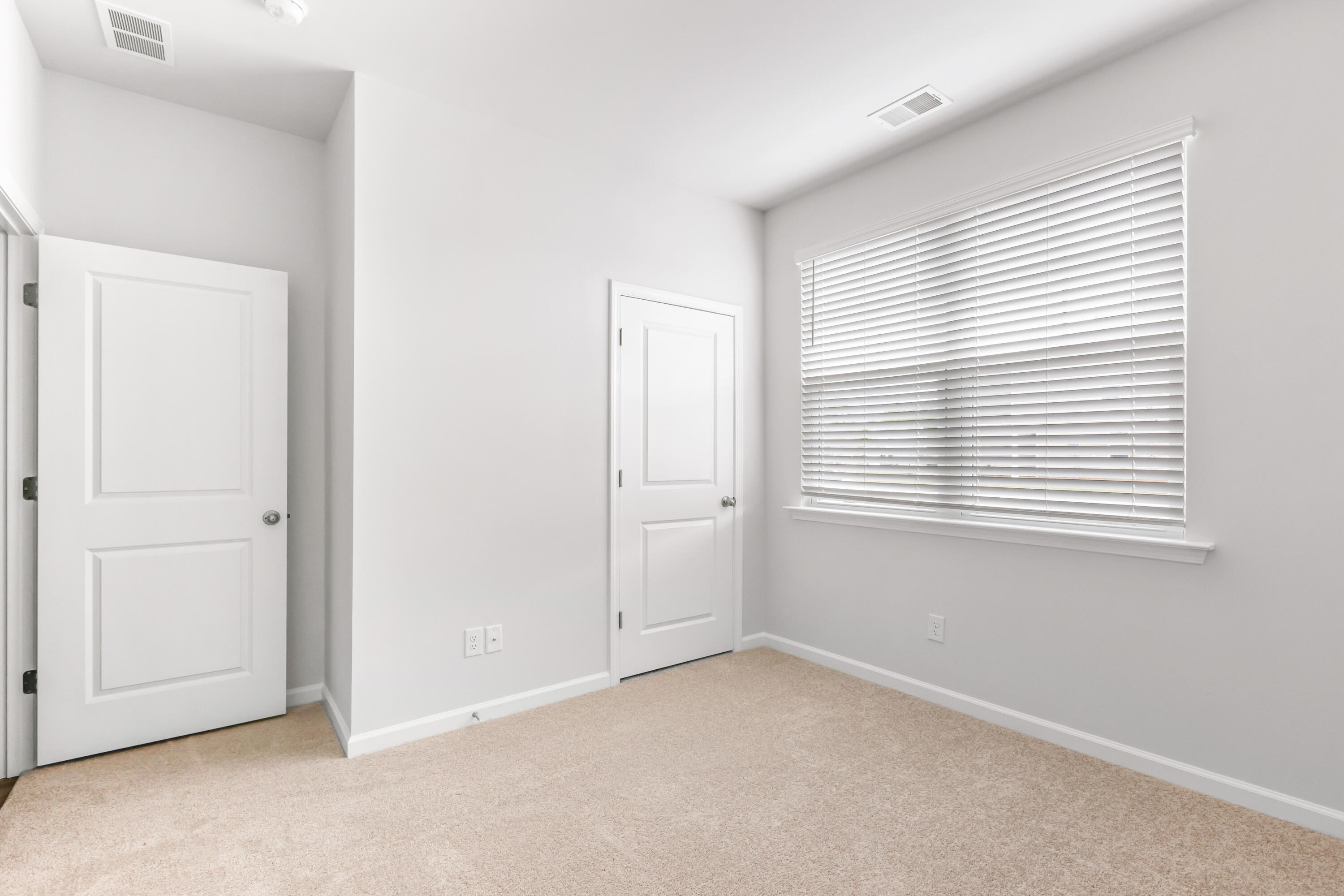 143 Carolina Groves Boulevard Moncks Corner, SC 29461 - Photo 6 of 36 Cali Interior-4