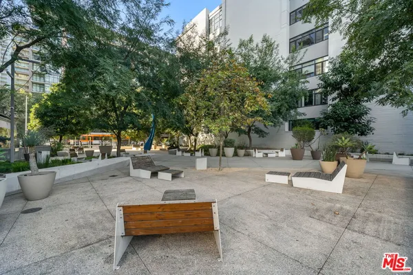 $999,000 | 330 W Wall Street, Unit A005, Los Angeles, CA 90013