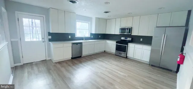 $2,300 | 929 Jacksonville Road, Burlington, NJ 08016