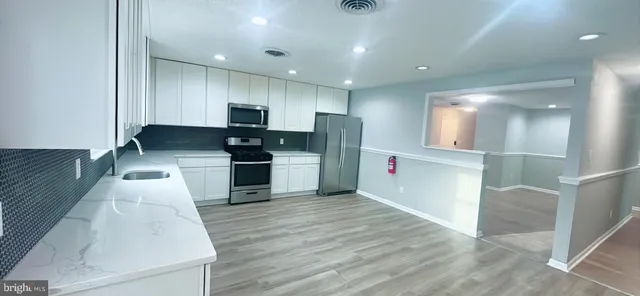 $2,300 | 929 Jacksonville Road, Burlington, NJ 08016