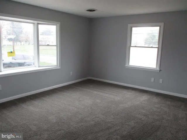 $2,300 | 929 Jacksonville Road, Burlington, NJ 08016