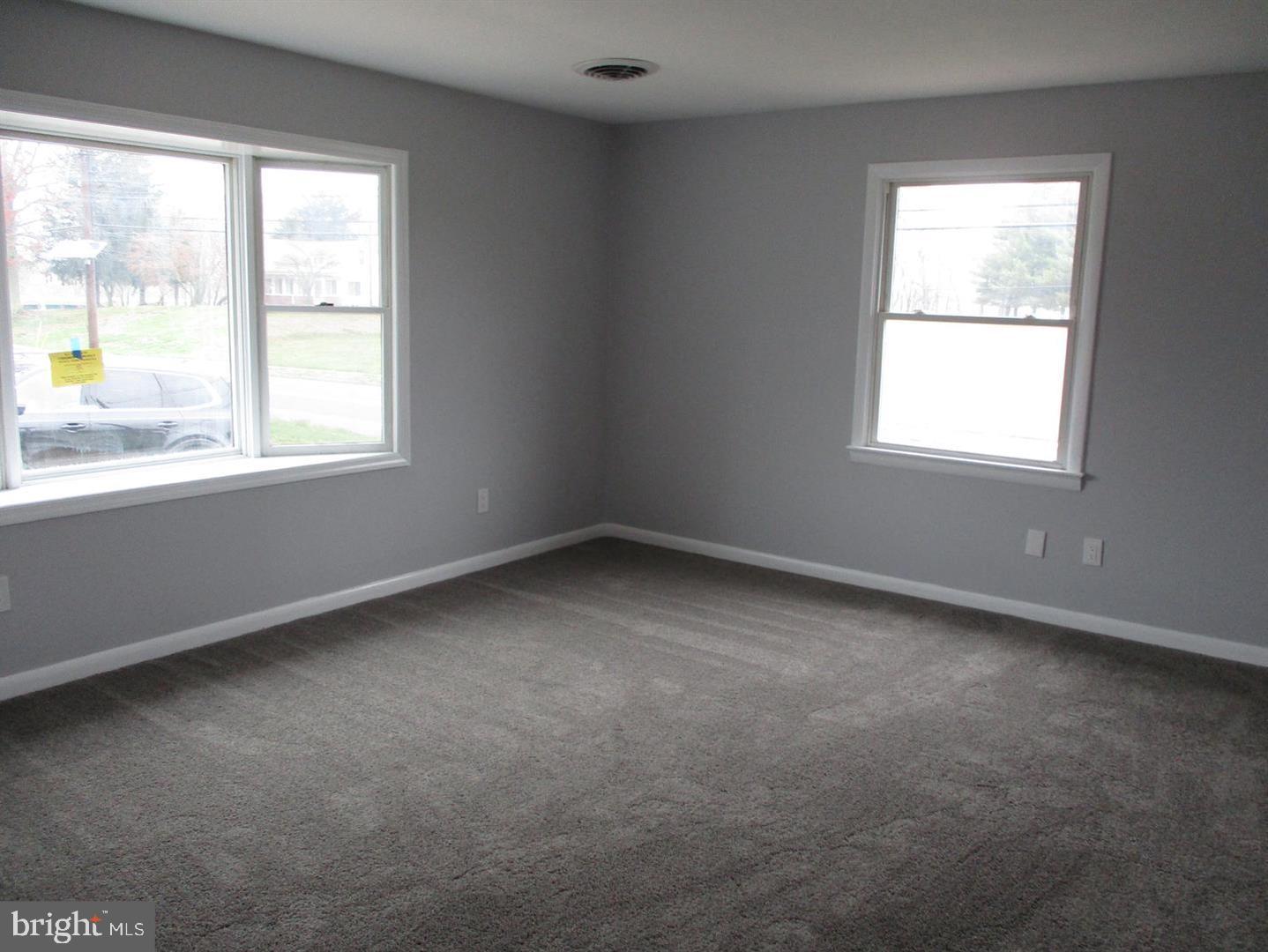 929 Jacksonville Road Burlington, NJ 08016 - Photo 7 of 56