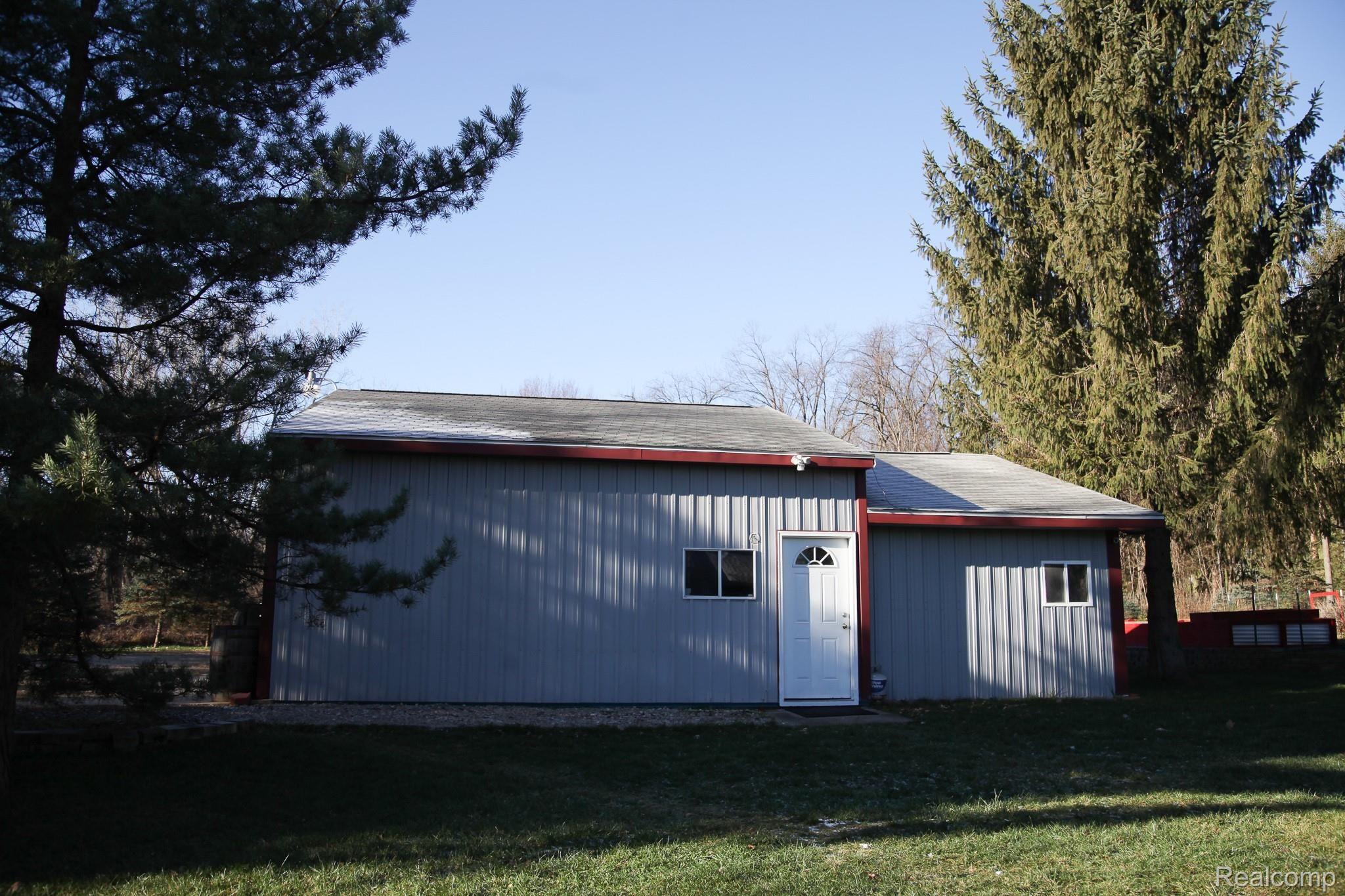 15722 Turner Road Lansing, MI 48906 - Photo 42 of 47 IMG_4829.jpg