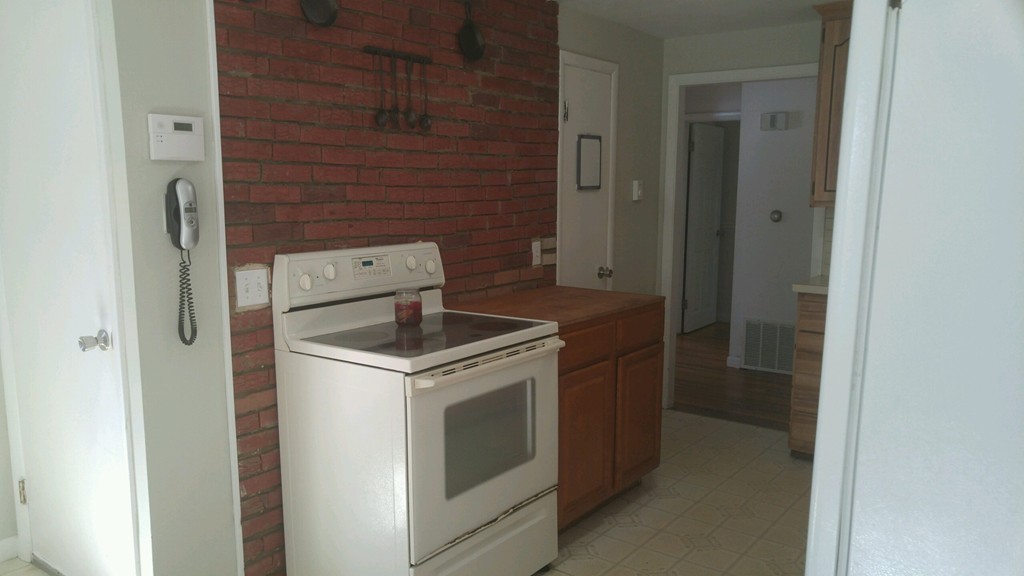 55 Denwall Drive Springfield, MA 01119 - Photo 3 of 12 Gallery Image 3