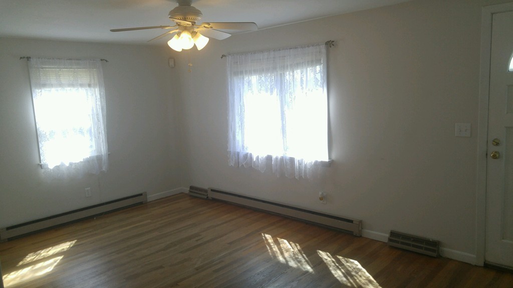 55 Denwall Drive Springfield, MA 01119 - Photo 10 of 12 Gallery Image 10