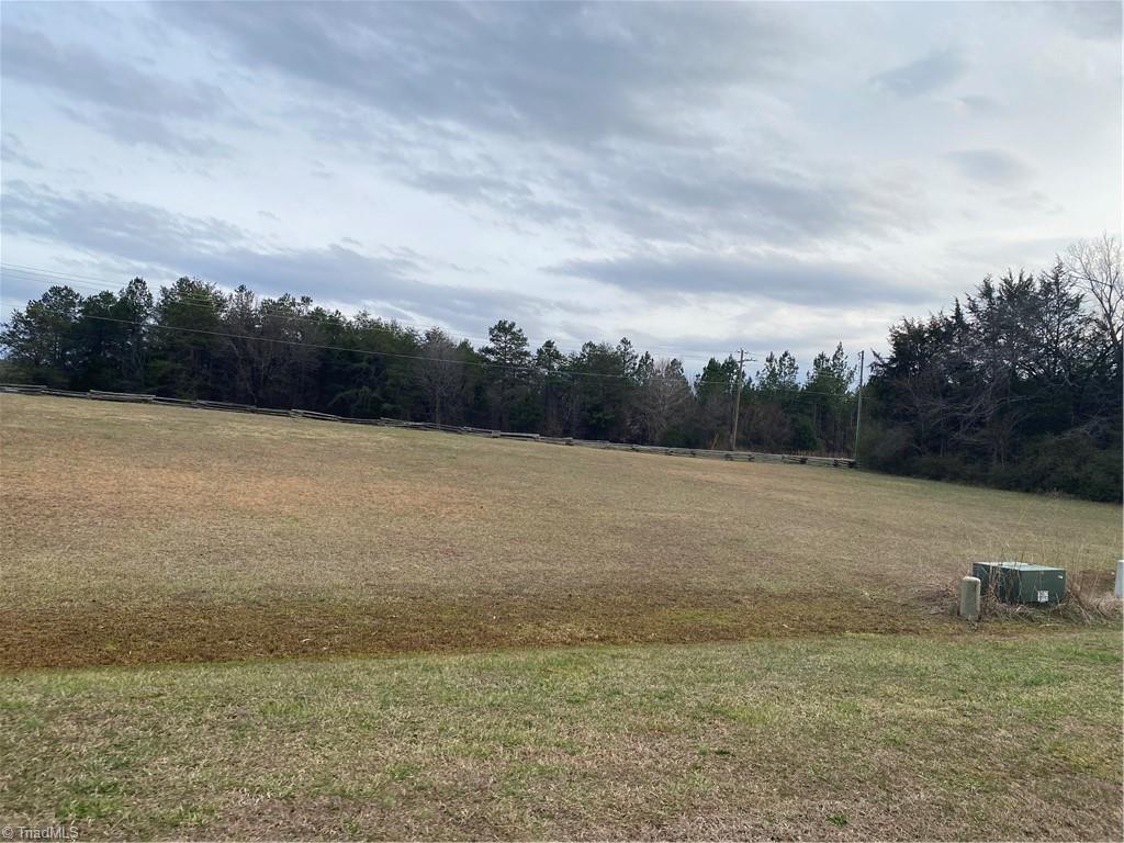 4524 West Millstone Drive Burlington, NC 27215 - Photo 13 of 23