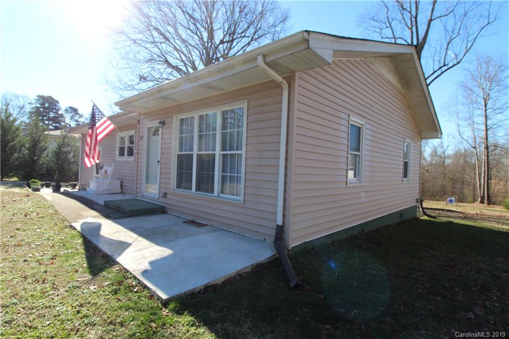 203 Sowers Ferry Road Salisbury, NC 28144 - Photo 3 of 34 Gallery Image 3