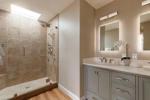 $1,850,000 | 1321 Beacon Street, Newton, MA 02468