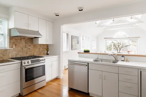 $1,850,000 | 1321 Beacon Street, Newton, MA 02468