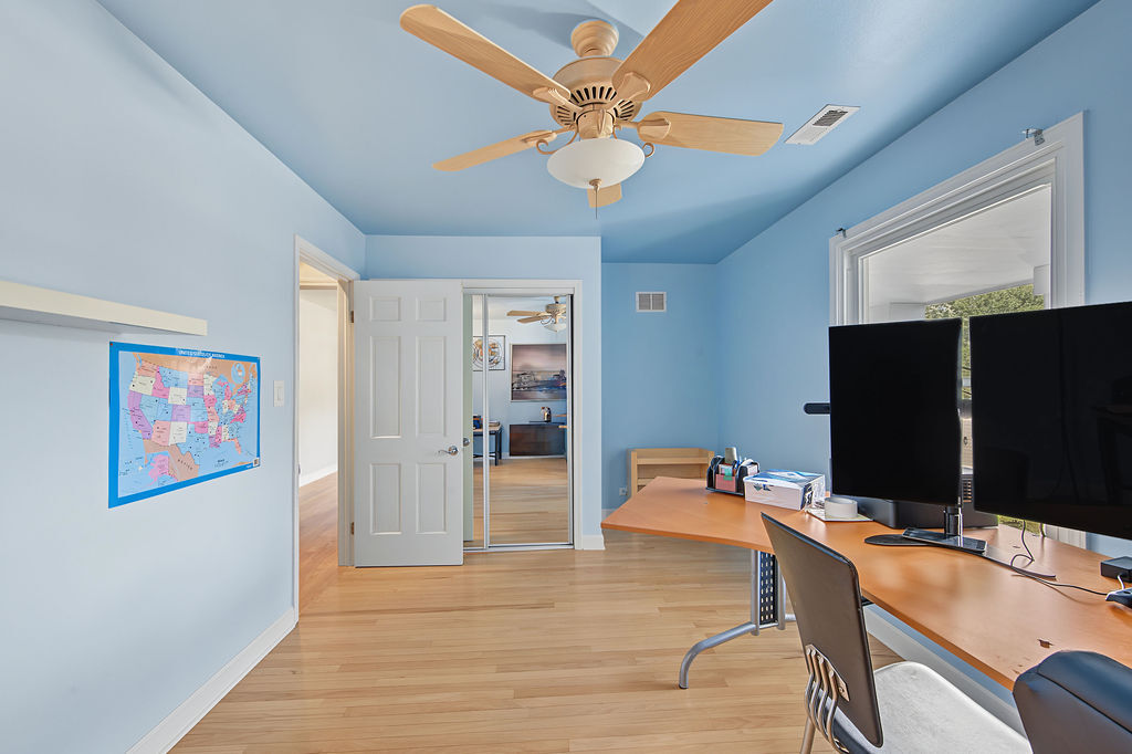 6 Dogwood Road Rolling Meadows, IL 60008 - Photo 32 of 43 Gallery Image 32
