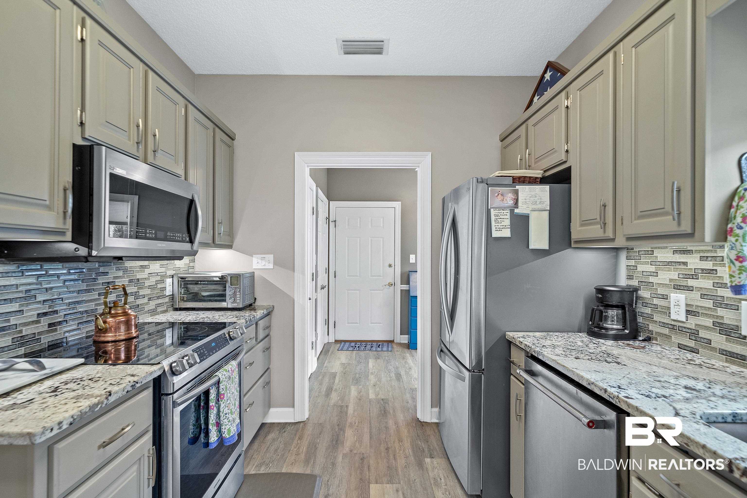 43 Cottage Drive Fairhope, AL 36532 - Photo 10 of 23 Beautiful countertops