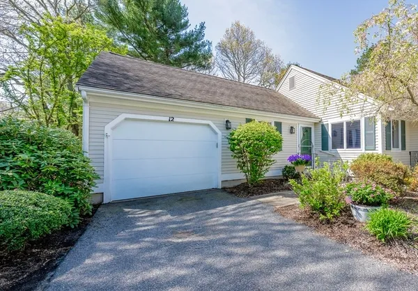 $475,000 | 12 Kettle Lane, Unit 31, Mashpee, MA 02649