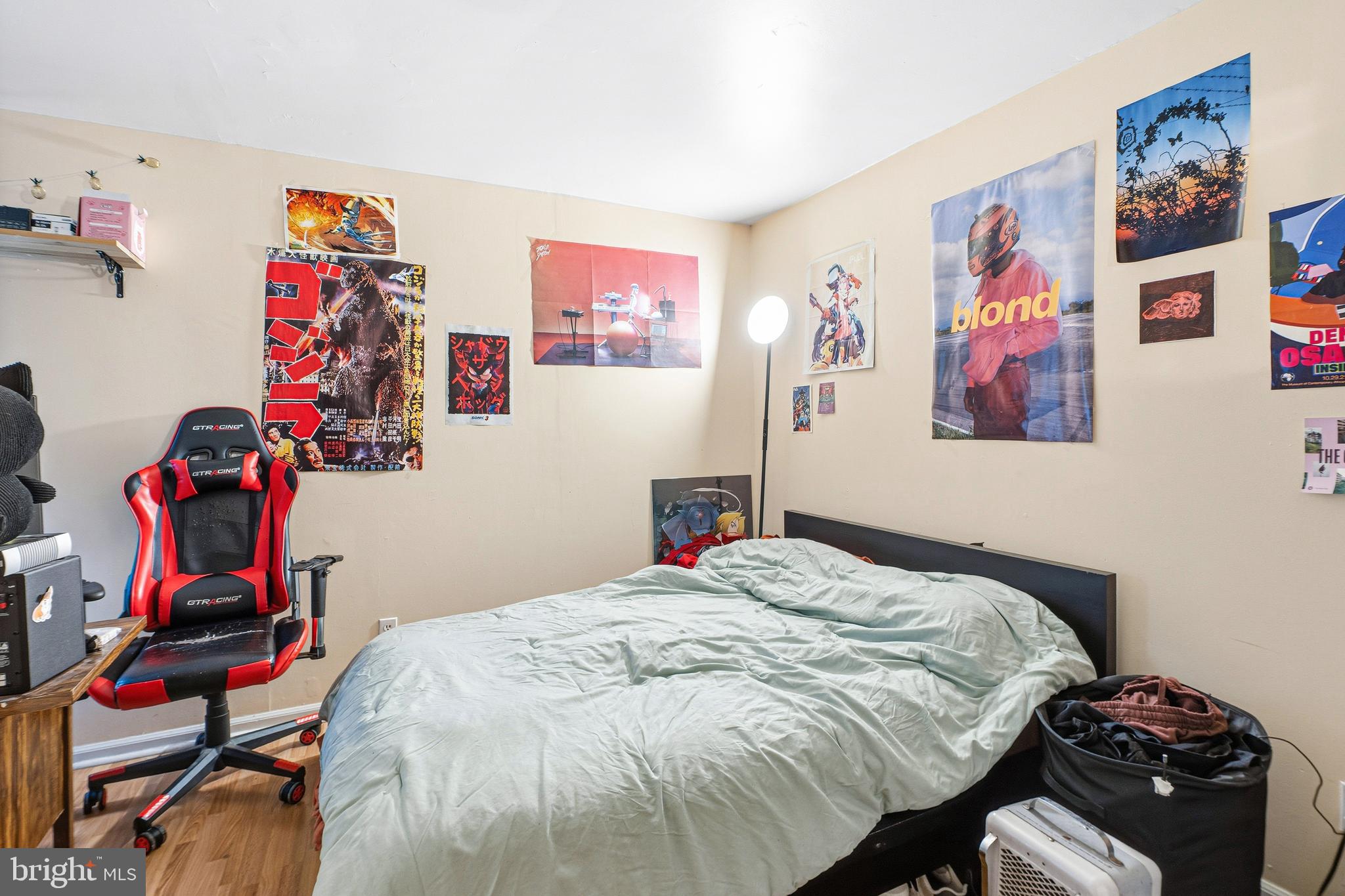 252-254 South Street, Unit 3 Philadelphia, PA 19147 - Photo 8 of 13 a bedroom with a bed and cabinets