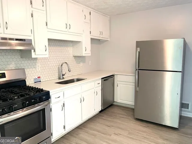 $1,095 | 86 Church Street, McDonough, GA 30253