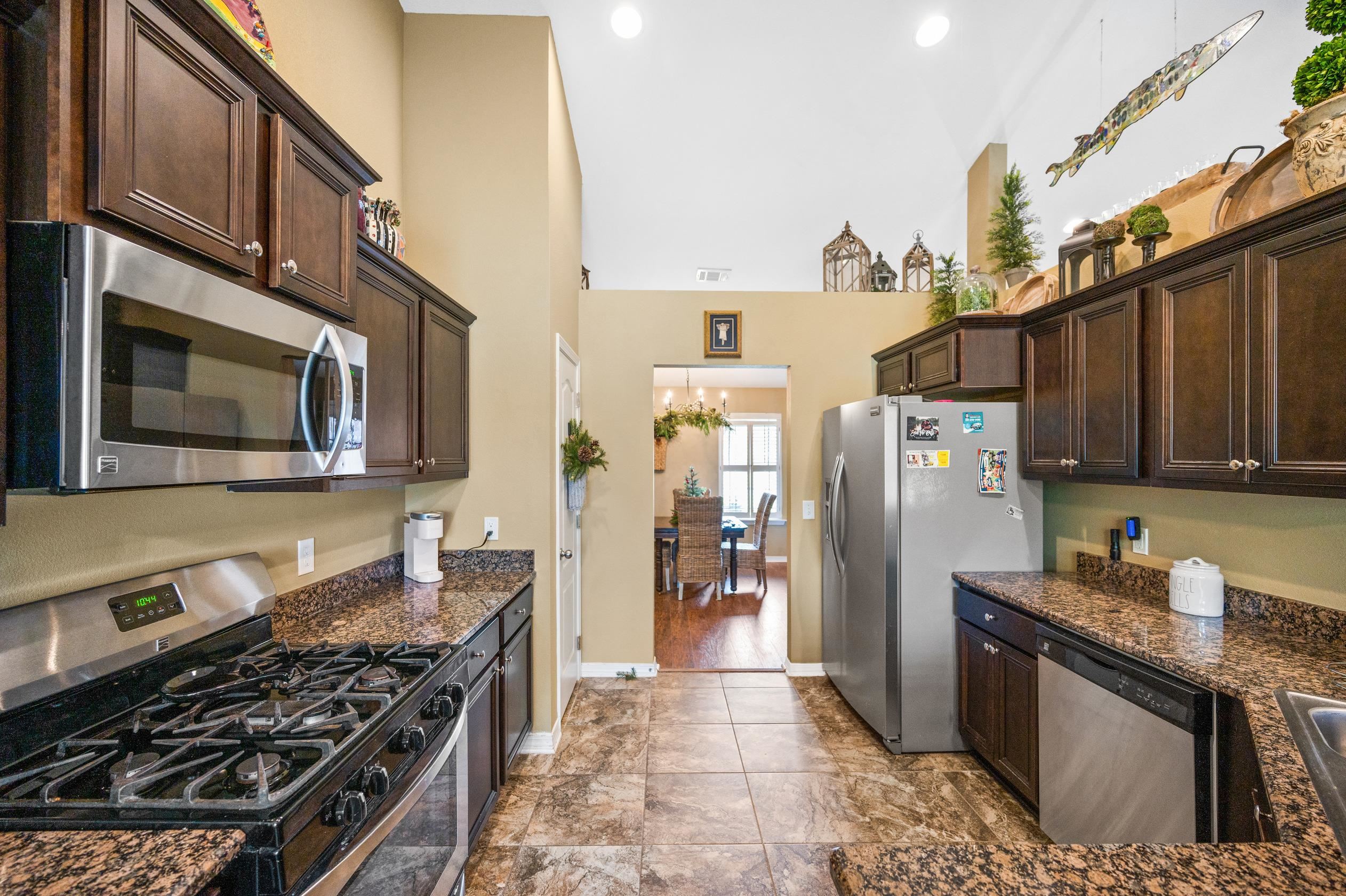 143 Meadow Run Loop West Foley, AL 36535 - Photo 5 of 33