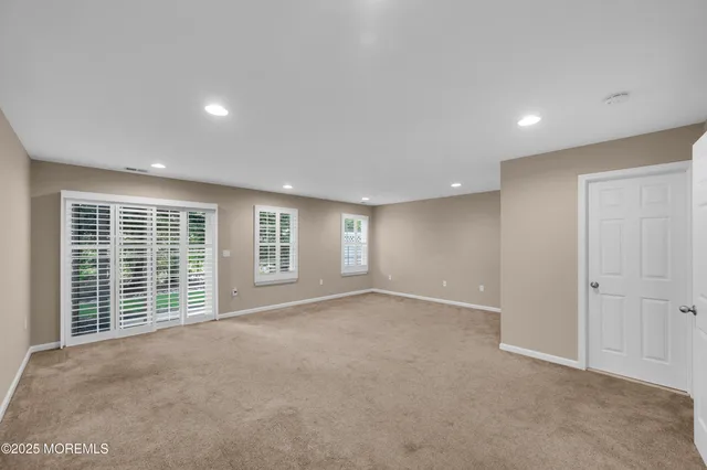 $4,950 | 308 Princeton Court, Shrewsbury, NJ 07702