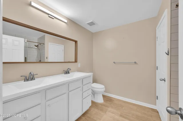 $4,950 | 308 Princeton Court, Shrewsbury, NJ 07702