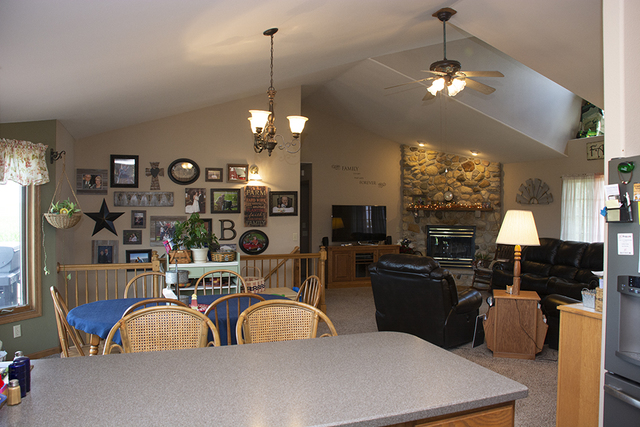 14990 Penrose Road Morrison, IL 61270 - Photo 5 of 39