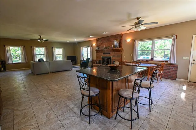 $850,000 | 9350 Southeast 500 Road, Collins, MO 64738